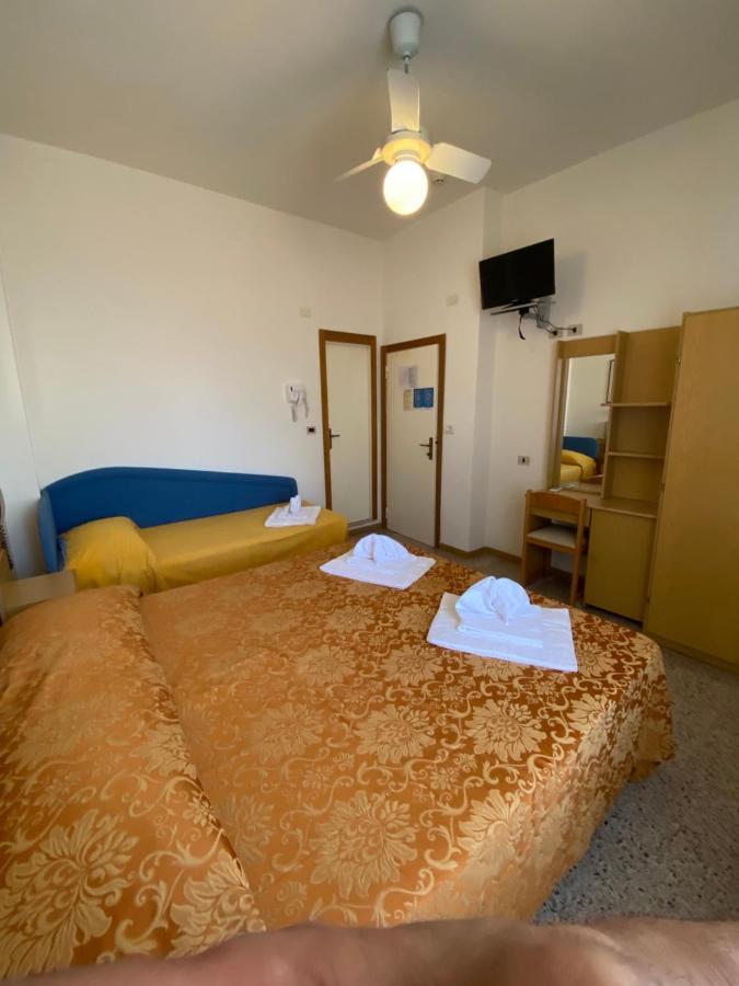 Hotel Granada Cattolica Exterior photo