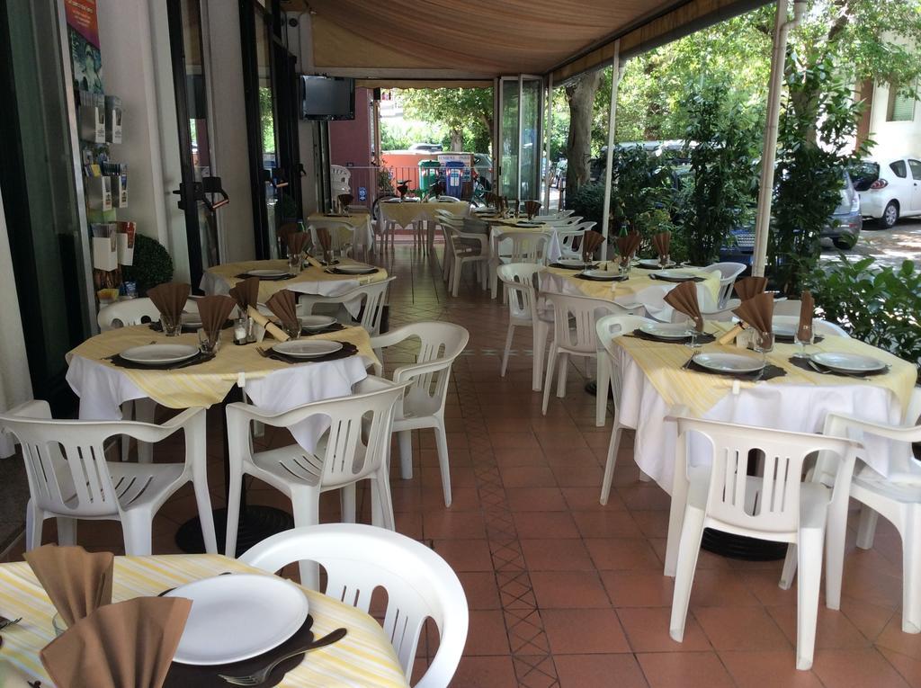 Hotel Granada Cattolica Exterior photo