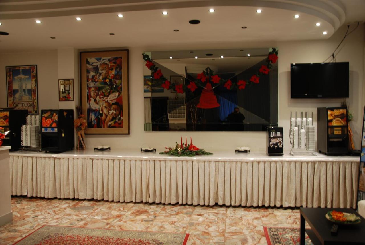 Hotel Granada Cattolica Exterior photo