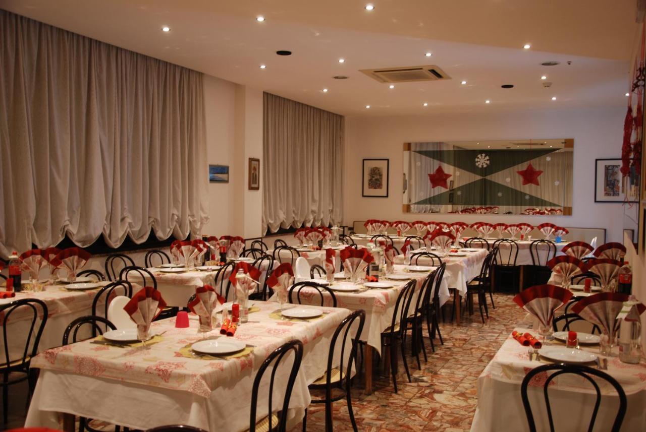 Hotel Granada Cattolica Exterior photo