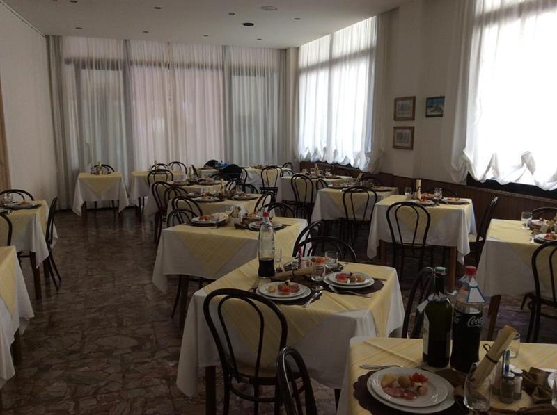 Hotel Granada Cattolica Exterior photo